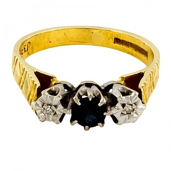 18ct Gold Sapphire/Diamond 3 Stone Ring Size N